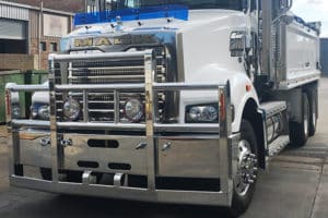 2017 MACK Trident-K&J Transport