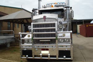 Kenworth T904