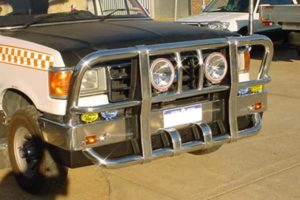 Ford F100 with Bullbar