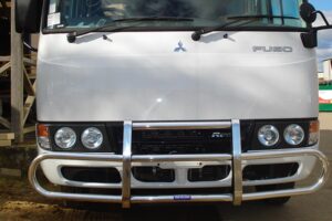 Mitsubishi Rosa Semi Bullbar