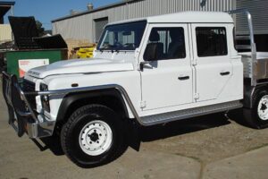 Land Rover Defnder Bullbar with side step Perth