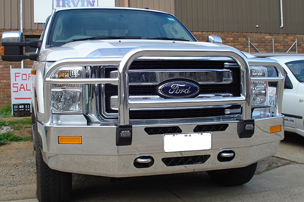 Ford F350 with a Bullbar Copy